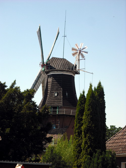 Die Windmühle in Bunde