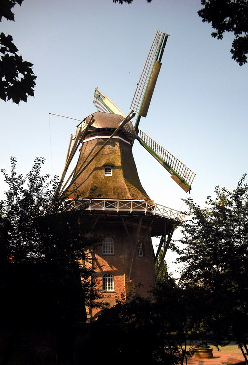 Windmühlen. Windmühle "De Vrouw Johanna" in Emden.